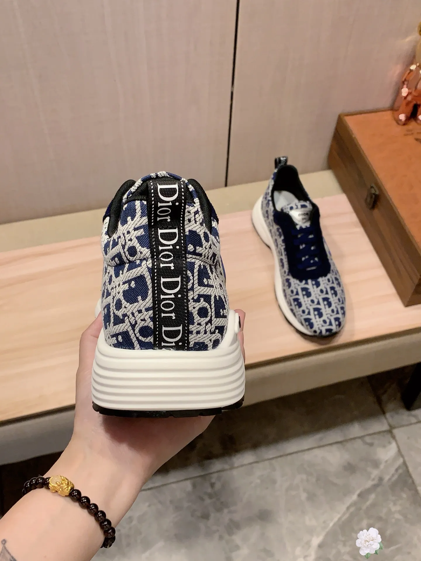Men's Men's Shoes💰442💰💰🎩🎩[Lightning][Lightning] "Dior DIOR*" The latest and most popular casual shoes, top brand [seduce] luxury ~ purchasing agency, top ~ quality. [Strong] The upper is made of imported breathable cowhide with material ➕ breathable sheepskin feet (•) and fine workmanship. The original stylish and stylish soft rubber wear-resistant and non-slip outsole is light and comfortable on the feet. The real thing looks better when photographed in person. 0121: code: 38-44, 5️⃣ colors selected